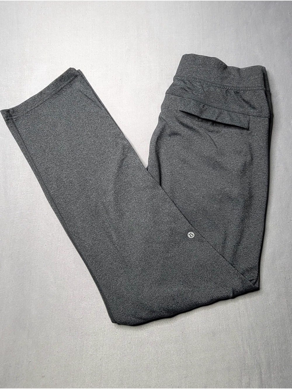 Lululemon Men's sweatpants dark Gray Jogger Pants - Athletic Comfort size L